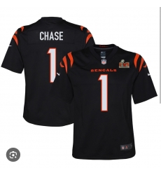 Men Cincinnati Bengals 1 Ja'Marr Chase Black 2023 F U S E Stitched With Super Bowl Patch Football Jersey Men Cincinnati Bengals 1 Ja'Marr Chase Black 2023 F U S E Stitched With Super Bowl Patch Football Jersey