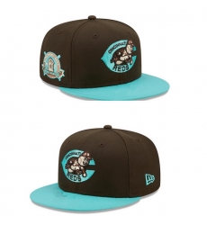 Cincinnati Reds Snapback Cap 26H X785